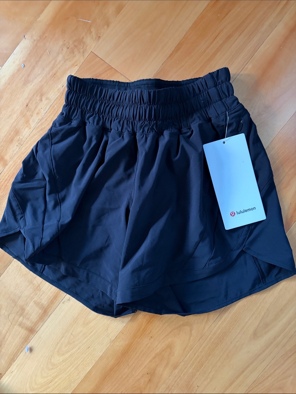 NWT Lululemon Track That High-Rise Lined Short 5"